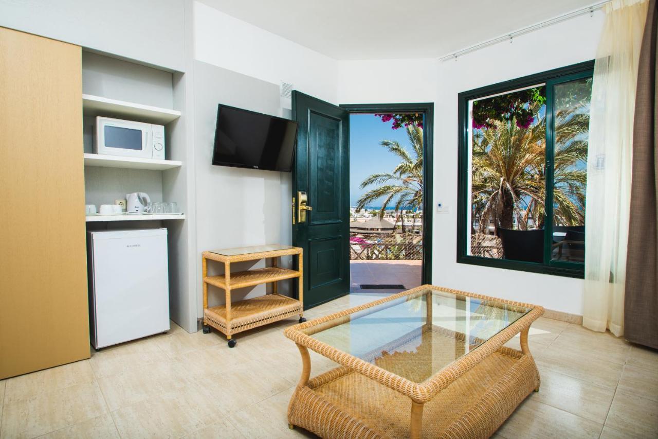 Отель Hl Club Playa Blanca Экстерьер фото